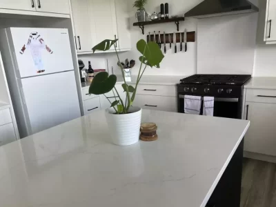 kitchen with quartz sakura countertops